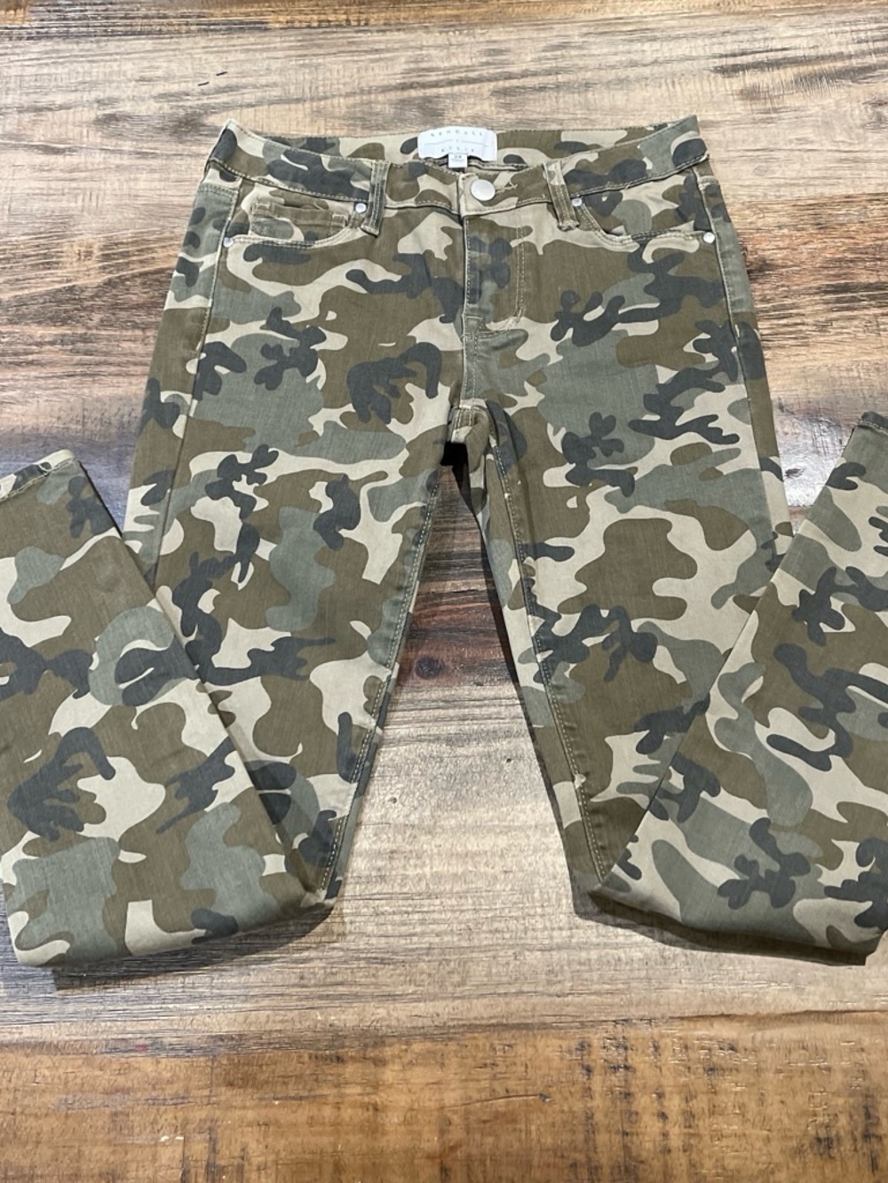 Kendall & Kylie Camo Skinny Jeans in Olive and Khaki